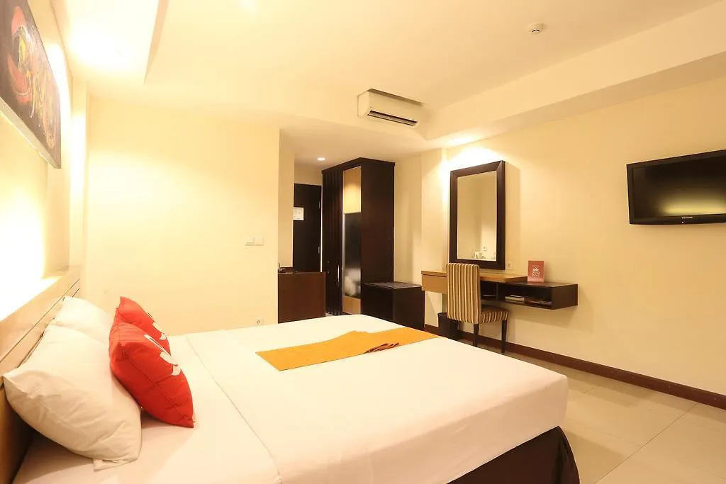 Zen Rooms Legian Dewi Sri Kuta Lombok 3*,