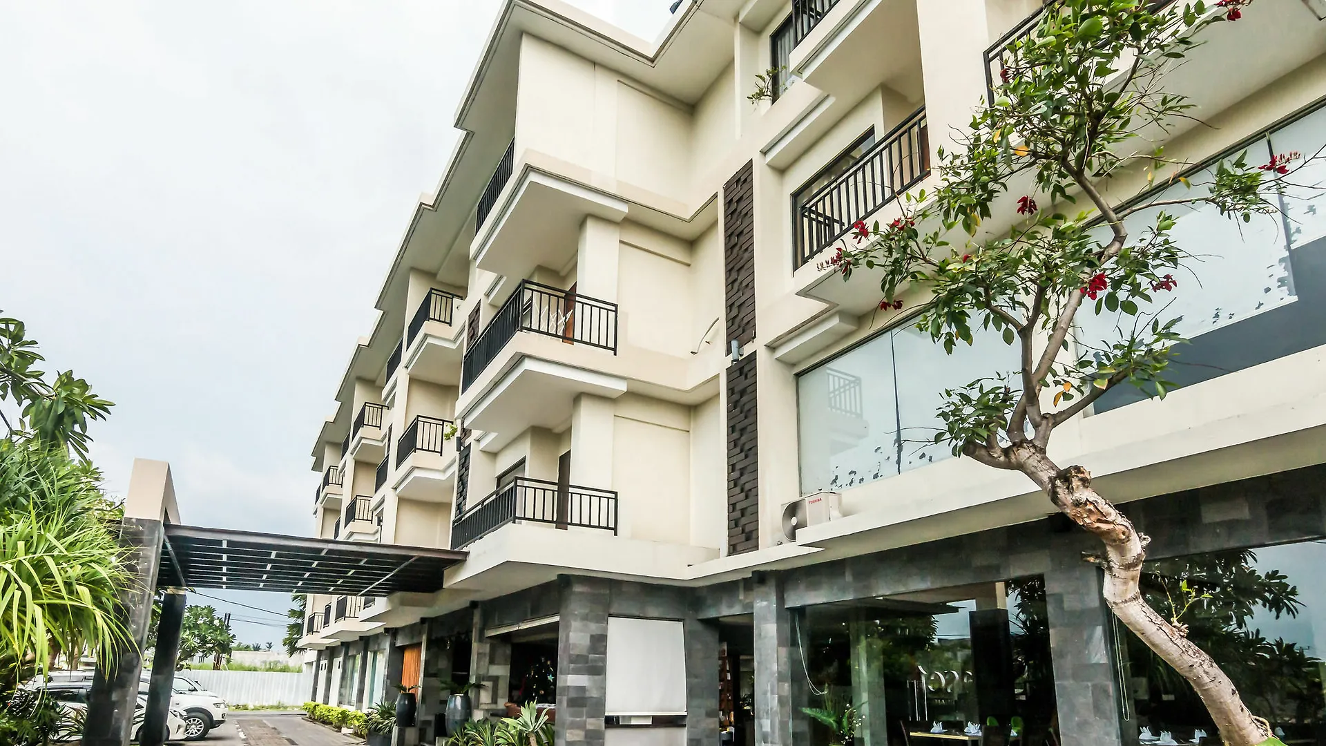 Zen Rooms Legian Dewi Sri Kuta  Indonesia