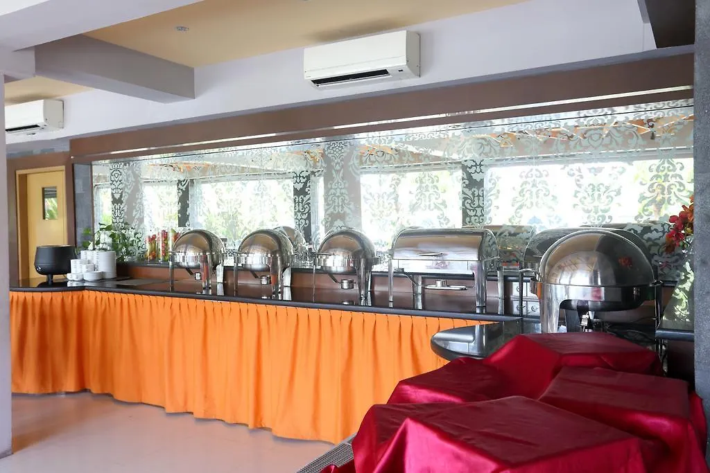 Zen Rooms Legian Dewi Sri Kuta  Hotel